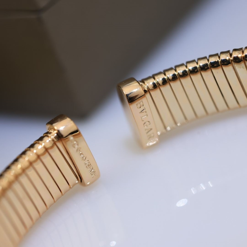 Bv1g*ai bracelets